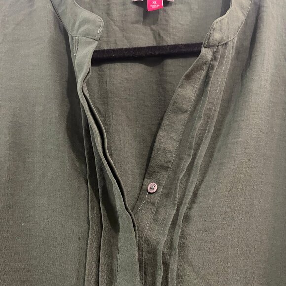 NWT Vince Camuto olive green 3/4 length sleeve top XL - Picture 2 of 6
